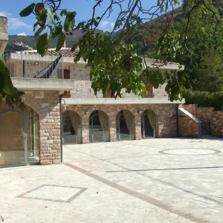 Hotel Sette Archi Polino