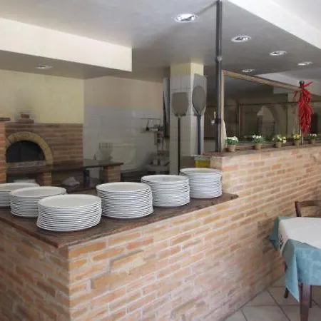 Sette Archi מלון